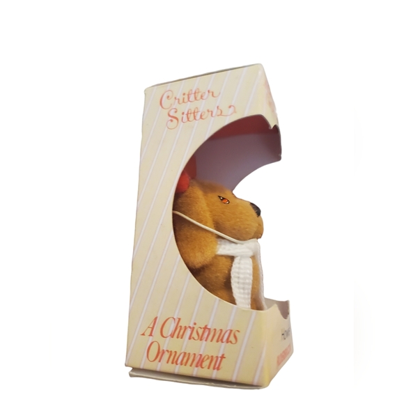 Vintage flocked dog Critter sitter Christmas ornament in original box - Picture 2 of 4
